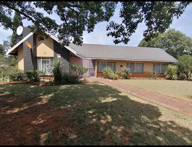 3 BEDROOM FREESTANDING SOLD IN IRENE PARK